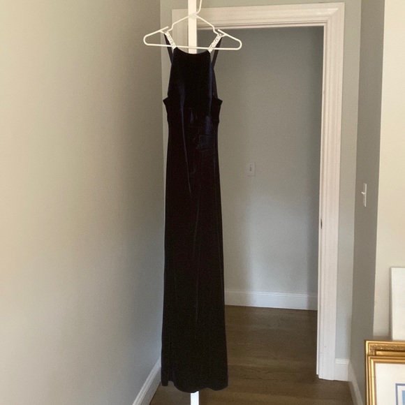 Elegant evening gown!  Navy blue velvet! - Picture 1 of 8